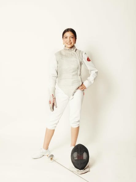 Fencing Spotlight: Isabella